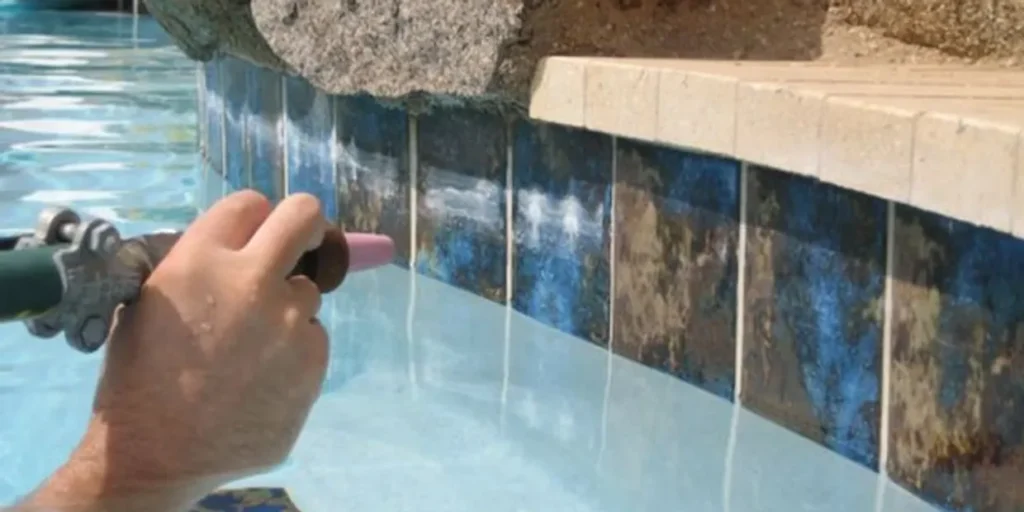 Pool tile cleaning before and after(6)